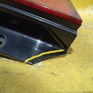 Стоп Kia Sorento BL/FY '2004 R USA (царапины на стекле, скол на корпусе) 924023E030