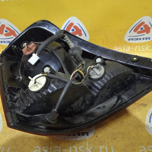 Стоп Kia Sorento BL/FY '2004 R USA (царапины на стекле, скол на корпусе) 924023E030