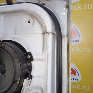 Дверь боковая Hyundai Sonata EF/DA/MS/FS '2001-2012 перед, лев в сборе (дефект, вмятины)
