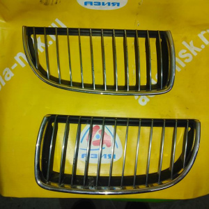 Решетка радиатора BMW 3-Series E90 '2005- R