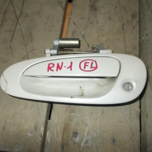 Ручка двери HONDA Stream/Civic RN1/EU1 перед, лев