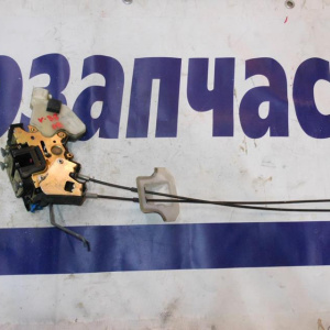 Замок двери Nissan V35 Skyline перед, прав