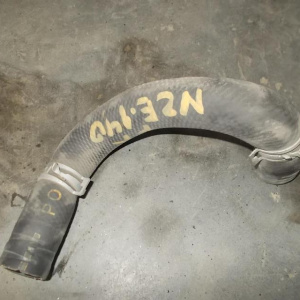 Патрубок  радиатора Toyota Corolla Fielder NZE141 1NZ R