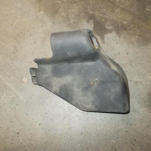 Обшивка салонная(закрывашка болтов  переднего сидения) Toyota Corolla Fielder ZRE142 '2008-2012 L