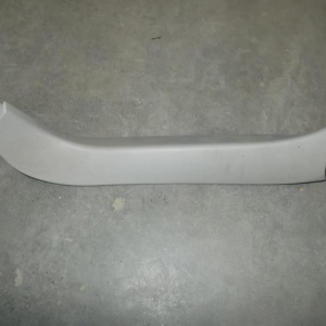 Обшивка салонная(обшивка 5-двери) Toyota Ipsum ACM20 RH