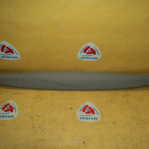 Обшивка салонная(обшивка 5-двери) Toyota Ipsum ACM20