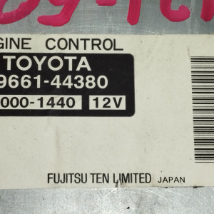 Компьютер TOYOTA Ipsum 2AZ ACM21 2WD a/t