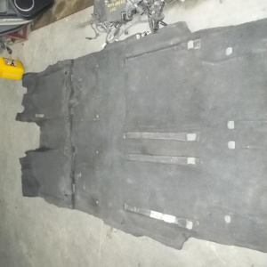 Обшивка салонная(пол) Toyota Ipsum ACM2#