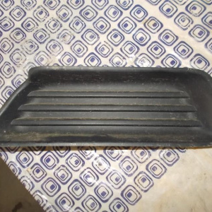 Заглушка в бампер Toyota Camry ACV40 L