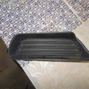 Заглушка в бампер Toyota Camry ACV40 R