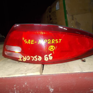 Стоп Ford Escort '1999 R