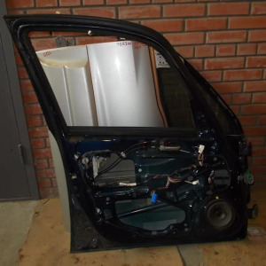 Дверь боковая SUZUKI SX4 YC11S '2008 перед, лев Дефект(цена за голое железо)
