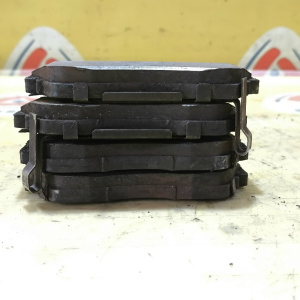 Колодки тормозные Nissan Sunny B13/B14/FN15/WFY10/N15/K11/PR10 ОСТАТОК 60-70% F 1N003-328ZA/PF-2375