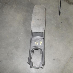 Подлокотник Nissan Cefiro A33