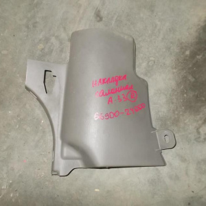 Накладка на стойку кузова Nissan Cefiro A33 перед, прав н