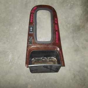 Консоль кпп Nissan Cefiro A33