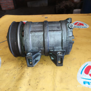 Компрессор кондиционера Nissan QR20 Serena U30/C24