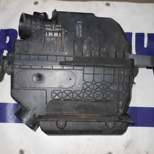 Корпус воздушного фильтра TOYOTA ACA20 RAV4