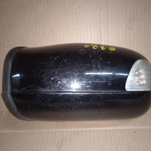Зеркало Mercedes E-Class W210 лев 13к повторитель A2108109716