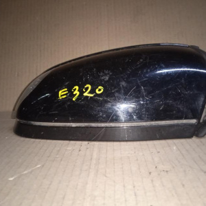 Зеркало Mercedes E-Class W210 лев 13к повторитель A2108109716