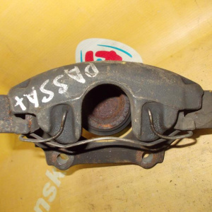 Суппорт Volkswagen B5/3B2 Passat '1999 перед, лев
