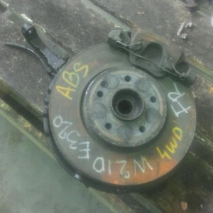 Ступица Mercedes W210 E-Class перед, прав 4WD голая 35 шлицев A2103370245