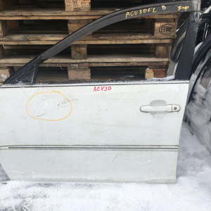 Дверь боковая TOYOTA Camry ACV30 перед, лев Дефект (цена за голое железо)