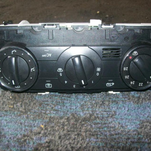 Блок управления климат-контролем Mercedes W169 A-Class '2004- (JP)