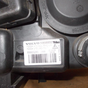 Фара Volvo XC70 SW/SZ '2005-2008 лев RHD HID-ксенон в сборе