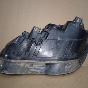 Фара BMW 7-Series E65/E66 '2001-2005 прав USA HID-ксенон без блока и лампы (дефект отражателя)