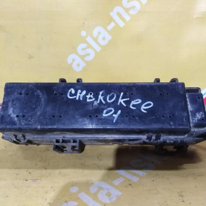 Блок предохранителей Jeep Grand Cherokee WJ/WG под капотом без крышки P56042822AF '1998-2005