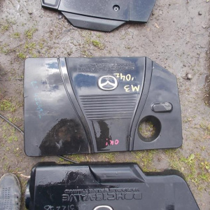 Накладка декоративная на двс Mazda LF 3 '2004