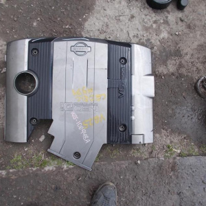 Накладка декоративная на двс Nissan VQ25 Y34
