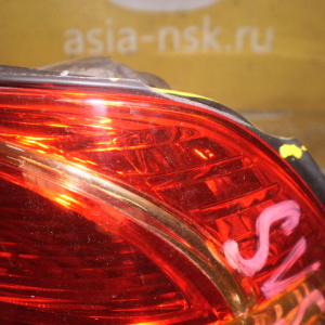 Стоп Toyota 32-175 R Vista SV50 '2000-2003 Дефект корпуса(скол)