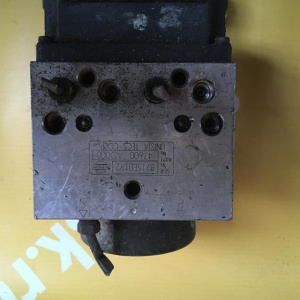 Блок ABS Nissan U30 Presage