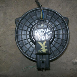 Моторчик печки Mazda DY3W Demio '2006