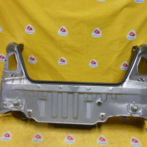 Задняя панель Toyota Allion/Premio ZZT240