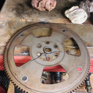 Маховик Mazda ZJ/ZY Demio DY a/t