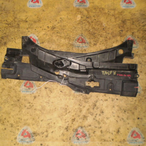 Накладка на телевизор Mazda Millenia TA5P (2 части) T00156382