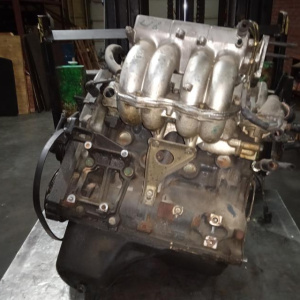 Двигатель Hyundai Sonata G4CP-S689106 2.0L 8V 4AT EGR Корея БЕЗ НАВЕСНОГО Y2/Y3 '1995