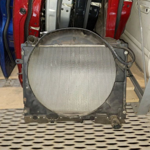 Радиатор охлаждения Mazda/Nissan SKF6V Bongo#Vanette RF '2003 m/t