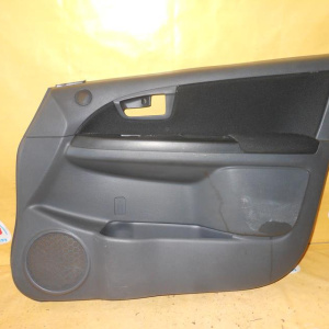 Обшивка двери Suzuki SX4 YC11S перед, прав