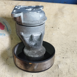 Натяжитель приводного ремня Toyota 1JZ-GE/1JZ-FSE/1JZ-GTE JZX100/JCG10/JZS151/JZS171/JZX110/JZZ30 диаметр ролика 96 мм. 16620-0W015 / 16620-0W016