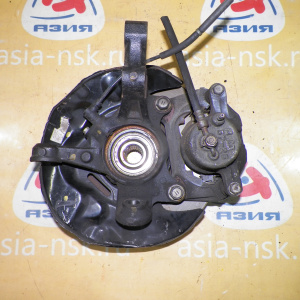 Ступица Toyota AZT240 Allion/Premio перед, лев 2WD ABS. В сборе.  Диаметр диска-275мм, Толщина диска-25мм.