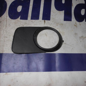 Заглушка в бампер Toyota Wish ZNE10 '2003-2005 L т.52-040