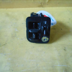 Пульт стеклоподъемника HONDA Stepwgn RF1/RF2 35750-S47-M19
