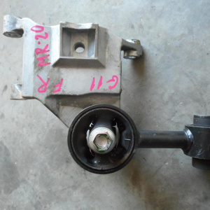 Подушка двигателя Nissan MR18/20 G11/Y12 R в