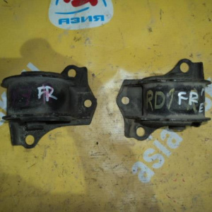 Подушка двигателя Honda B20B/D15B/D16A RD1/EY7/MB4 перед, прав