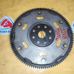 Маховик Suzuki J20B/J24B/J20A SX4/Grand Vitara TDA4W a/t диаметр по центрам болтов 22,7 см