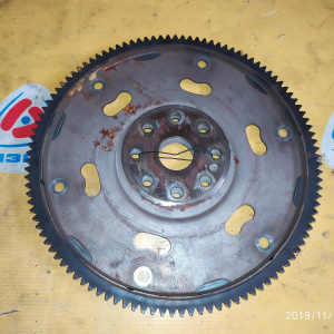 Маховик Suzuki J20B/J24B/J20A SX4/Grand Vitara TDA4W a/t диаметр по центрам болтов 22,7 см